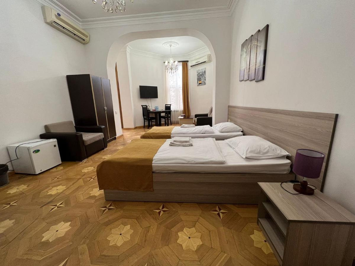 Olive Hotel Jerevan Exteriér fotografie